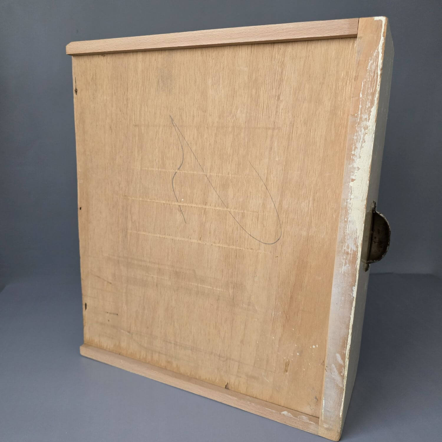 Alte Schublade mit Muschelgriff, Shabby 1940er