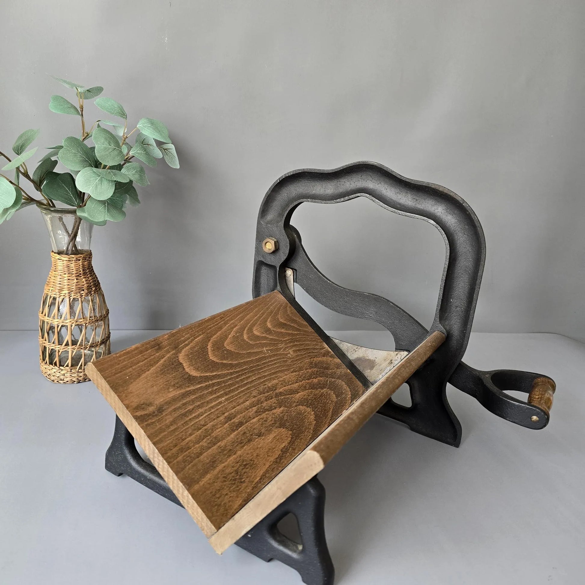 Alter Brotschneider - Vintage Handschneider