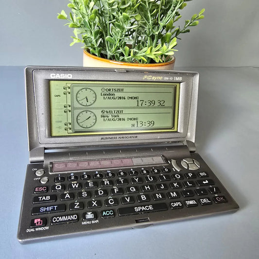 Vintage Casio Business Navigator BN-10 - PC sync 1MB