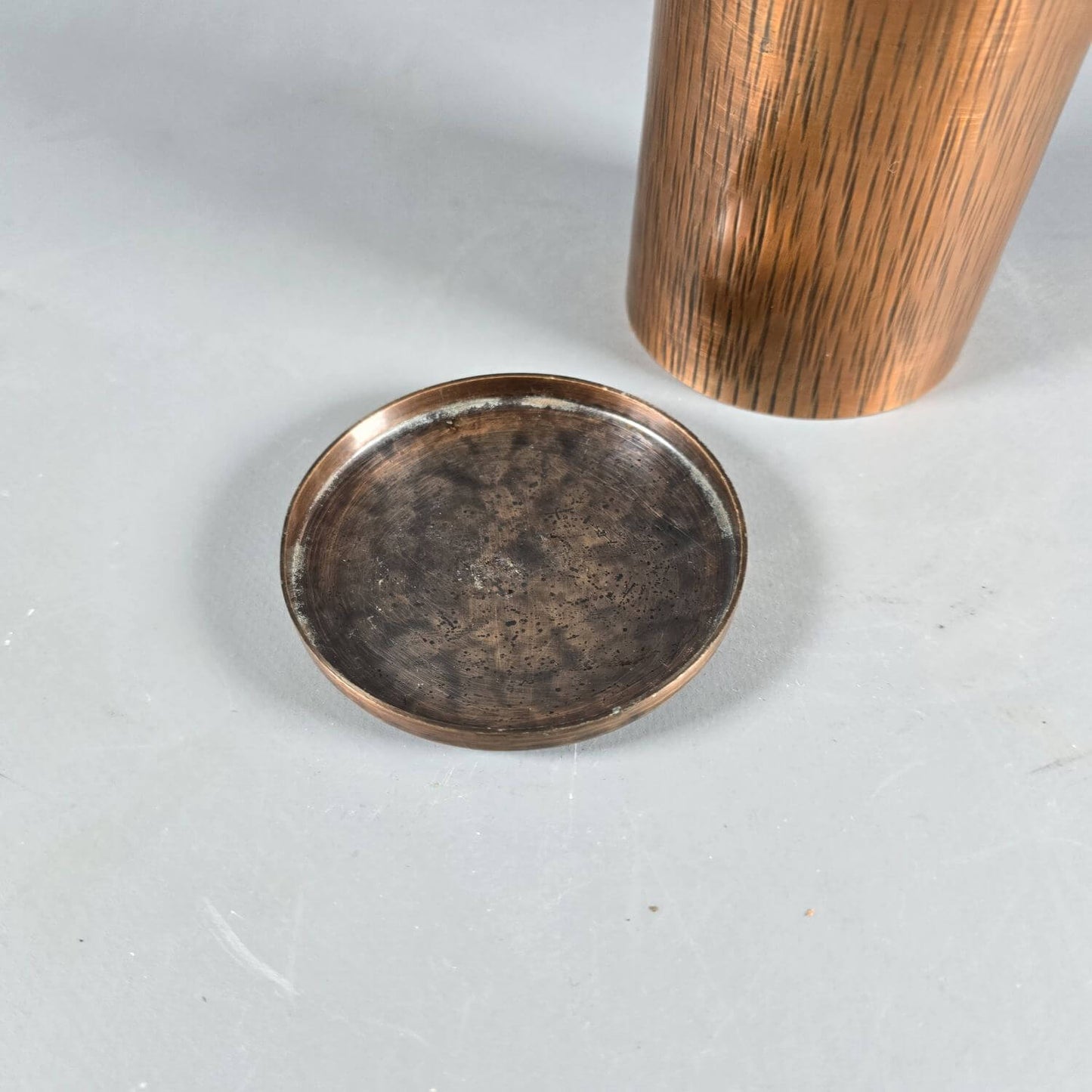 Kupferdose mit Deckel - Hammerschlag -Wall