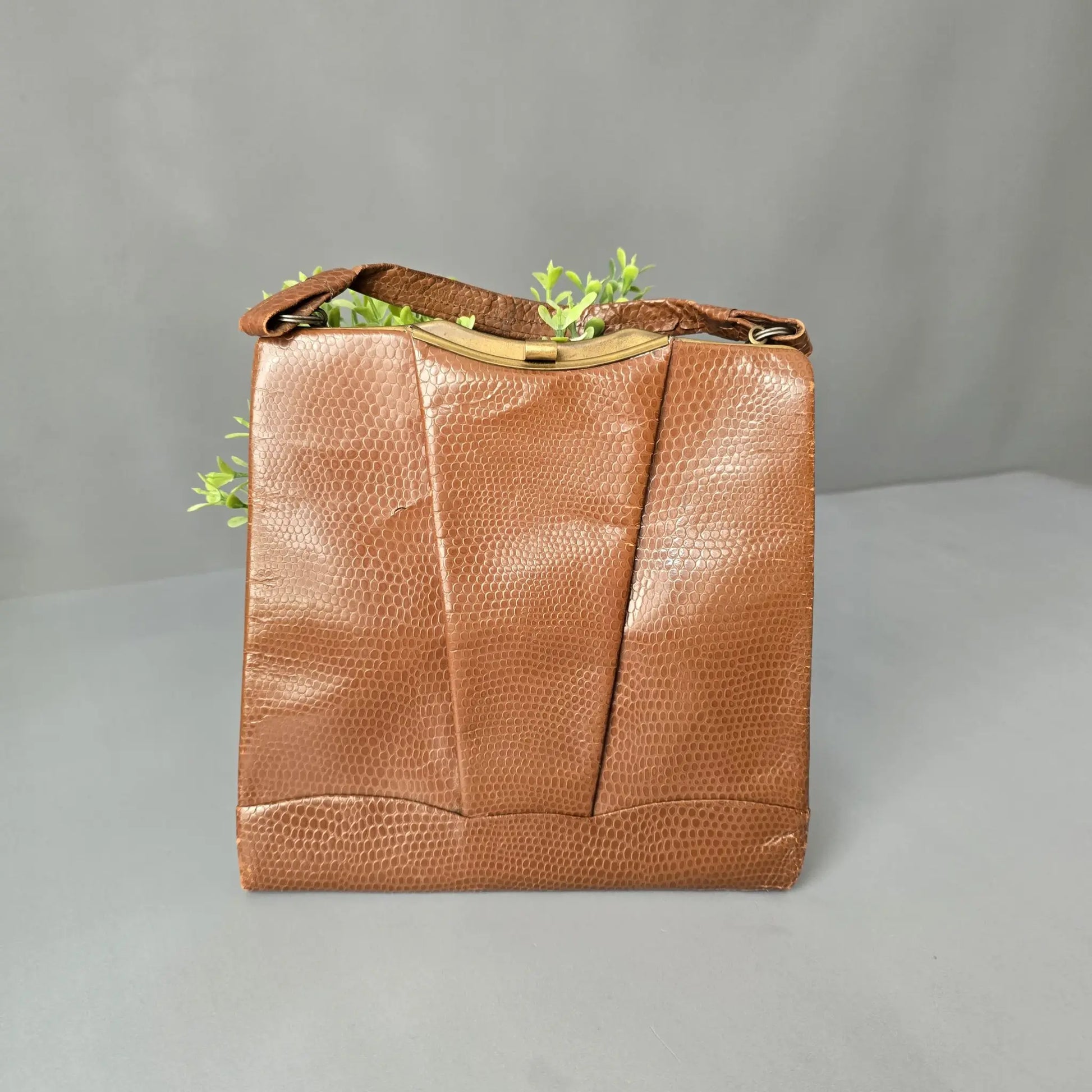 Handtasche aus den 30ern - hellbraunes leder in Schlangenleder Optik
