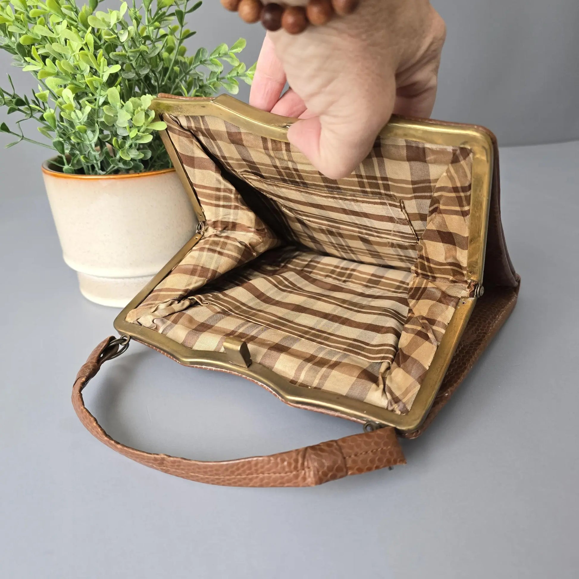 Handtasche aus den 30ern - hellbraunes leder in Schlangenleder Optik
