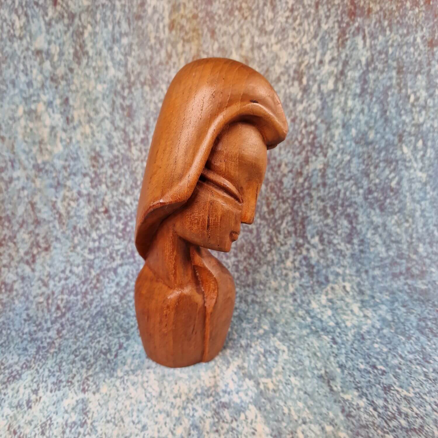 Büste aus geschnitztem Holz - wohl moderne Madonna aus der Südsee