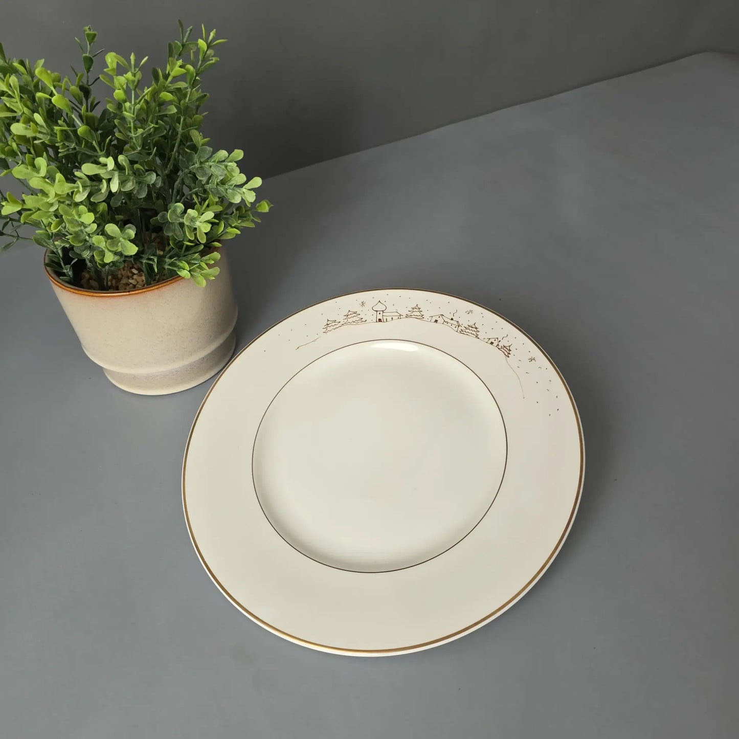 6 Kuchenteller - tiefe Teller - Heinrich - Villeroy & Boch - Bone China Royal Gold