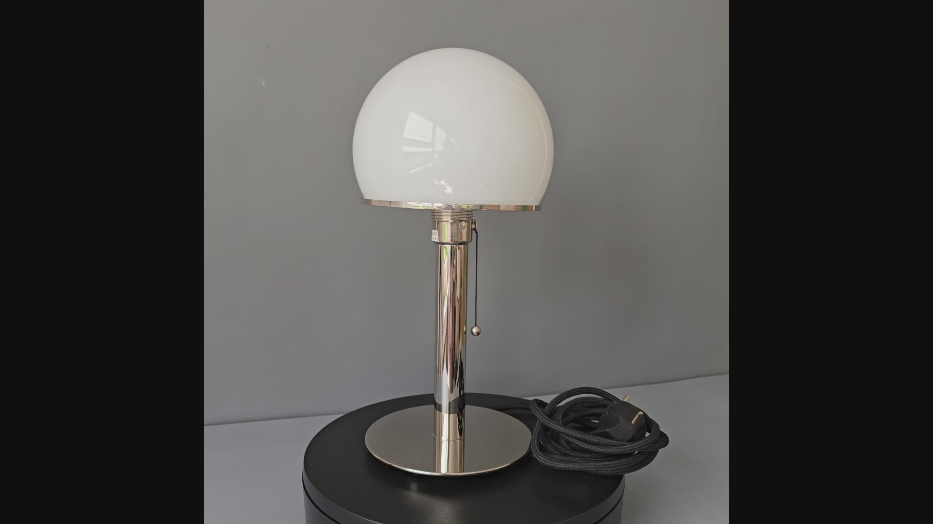 Tecnolumen Tischleuchte W24 - Wilhelm Wagenfeld