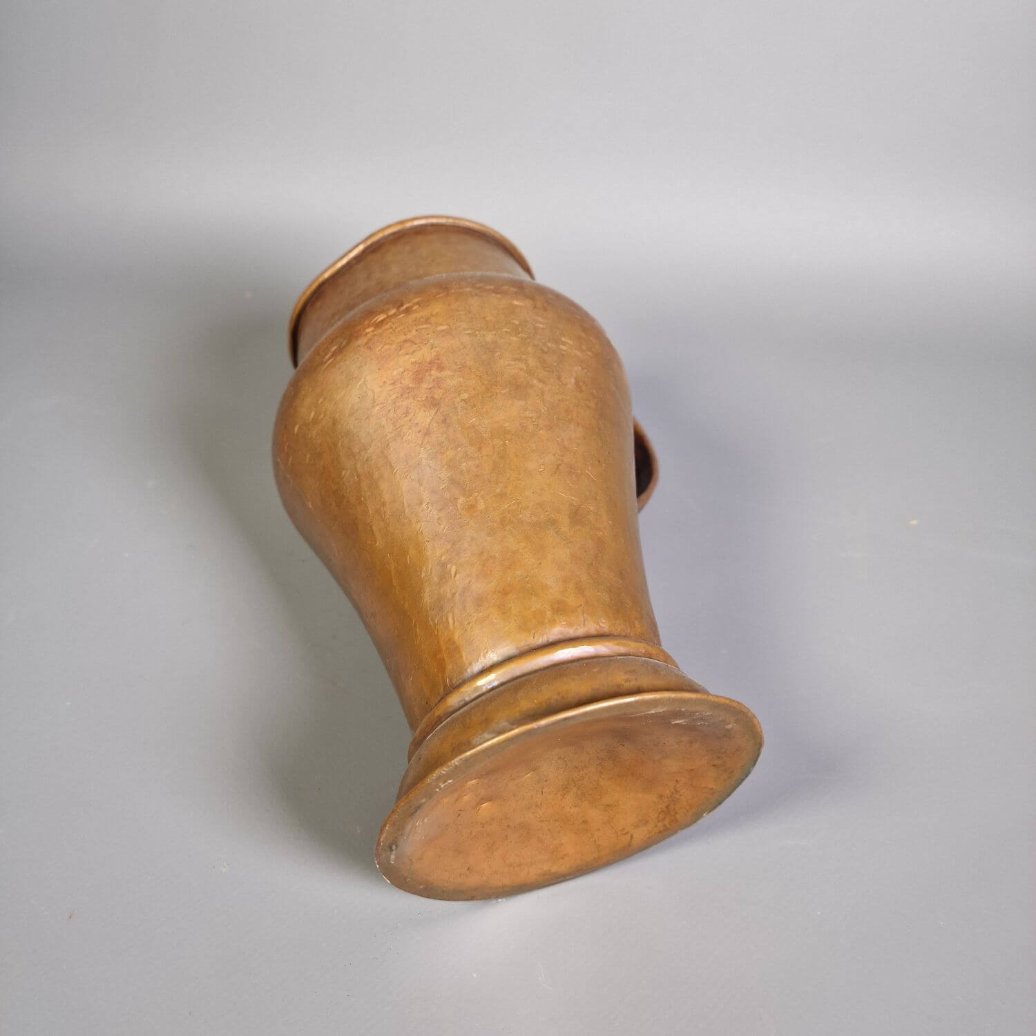 Schweres Kupfergefäß mit Henkel - Hammerschlag Handarbeit - Hübsche vintage Deko