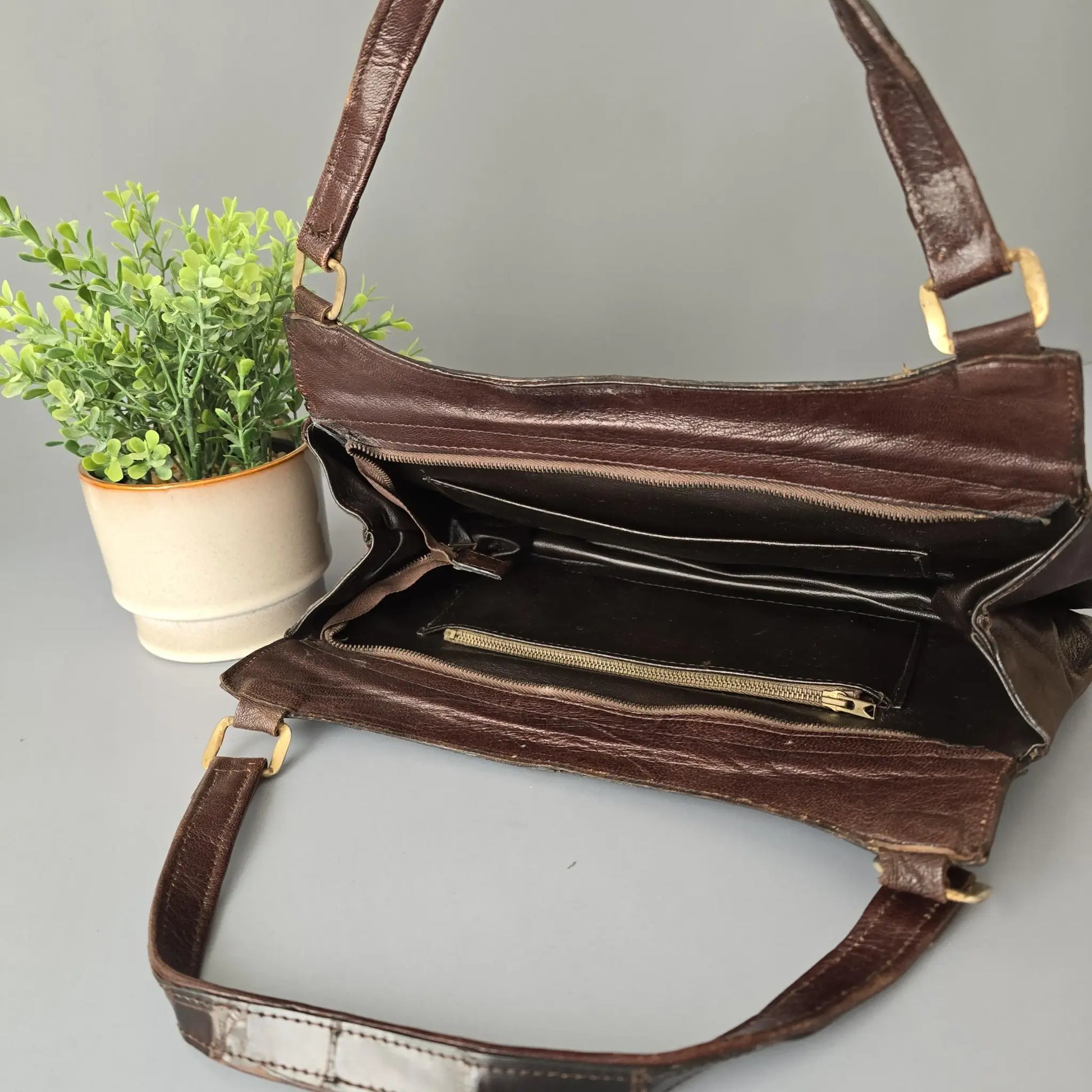 Handtasche - Echtleder in Kroko Optik - Braun
