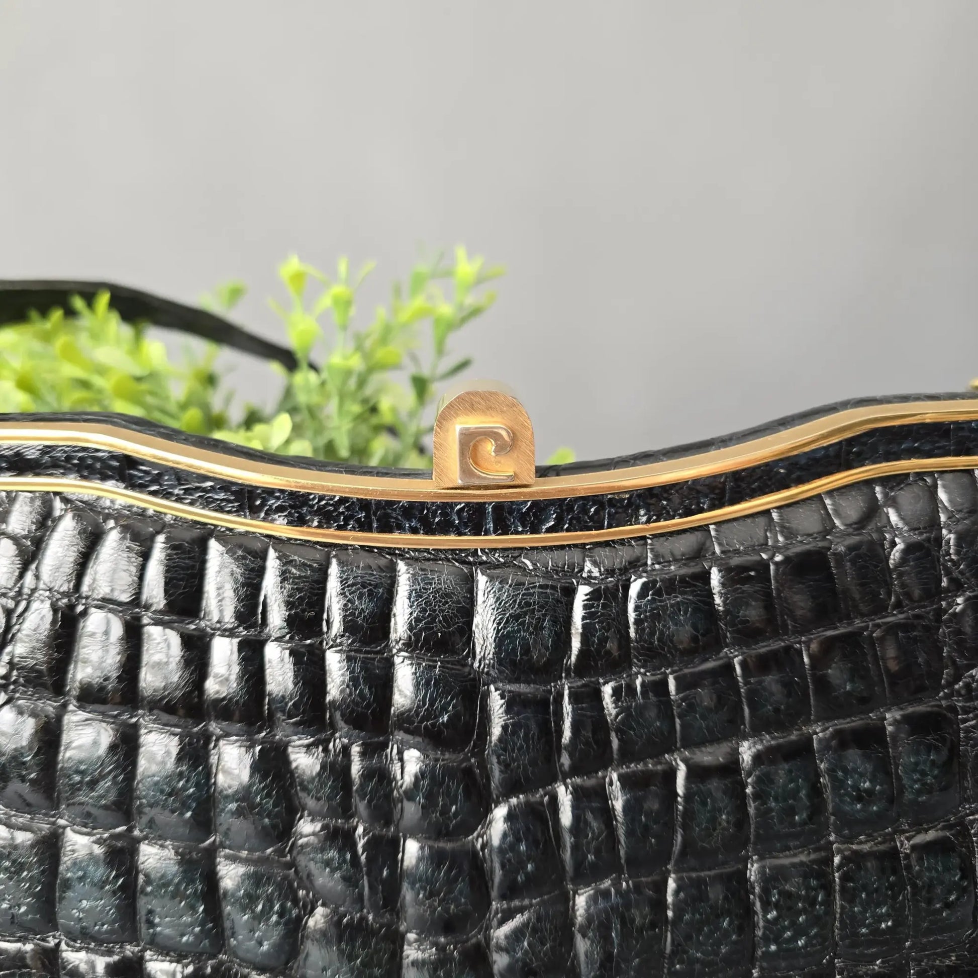 Vintage Pierre Cardin Handtasche - schwarz in Krokodilleder-Optik