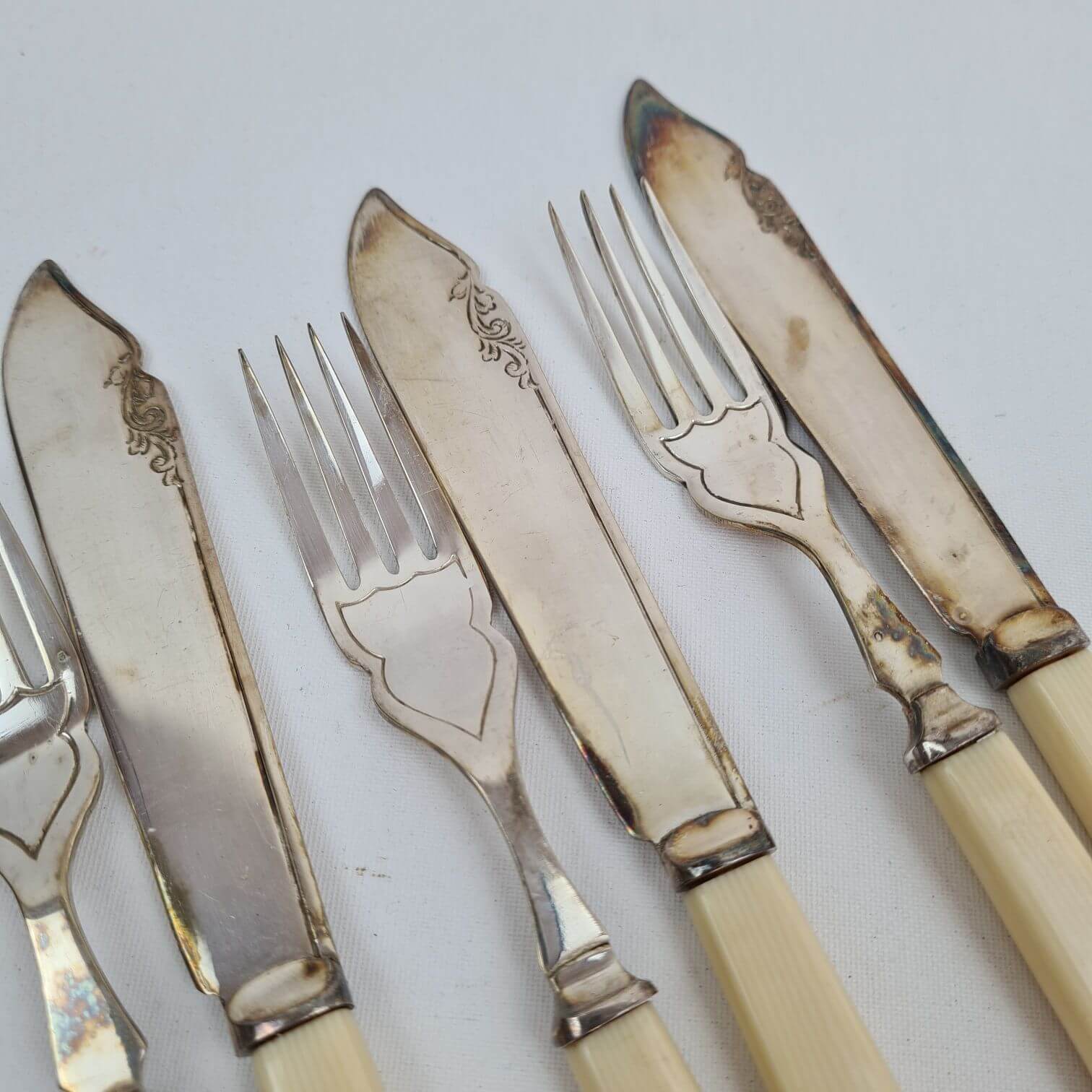 Vintage Käsebesteck versilbert