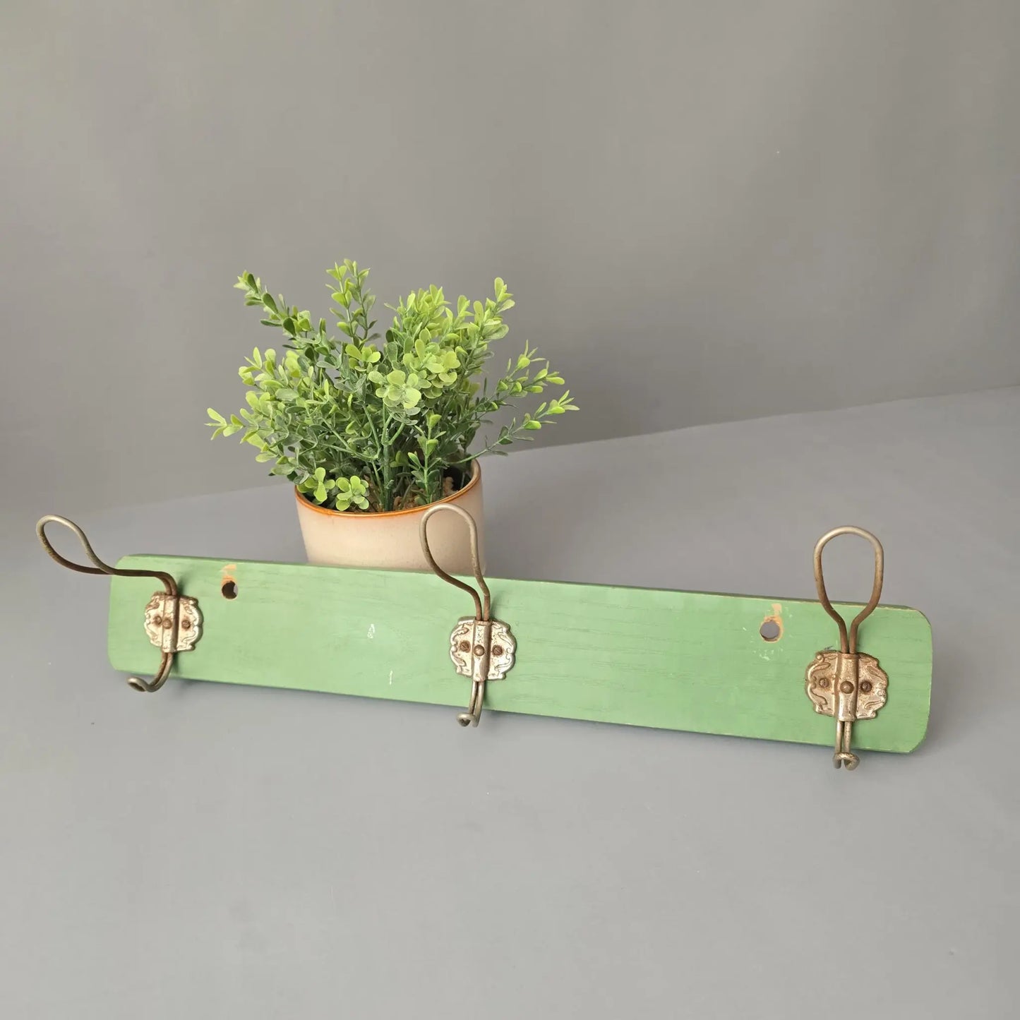 Vintage Hakenleiste - Garderobe - grün